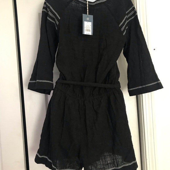 Universal Threads Romper - Picture 5 of 7